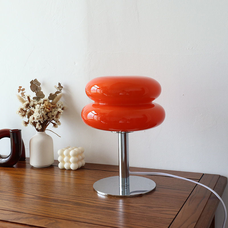 Lámpara de mesa escultural de cristal brillante con forma de huevo y pastel