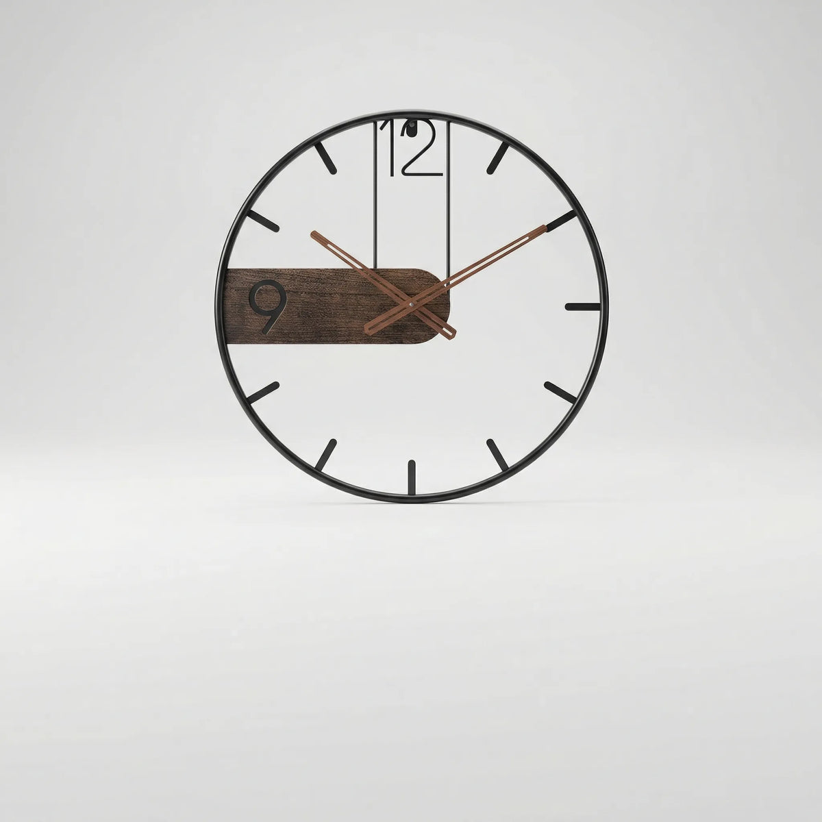 Reloj de pared industrial de cuarzo silencioso con marco abierto y detalle de madera
