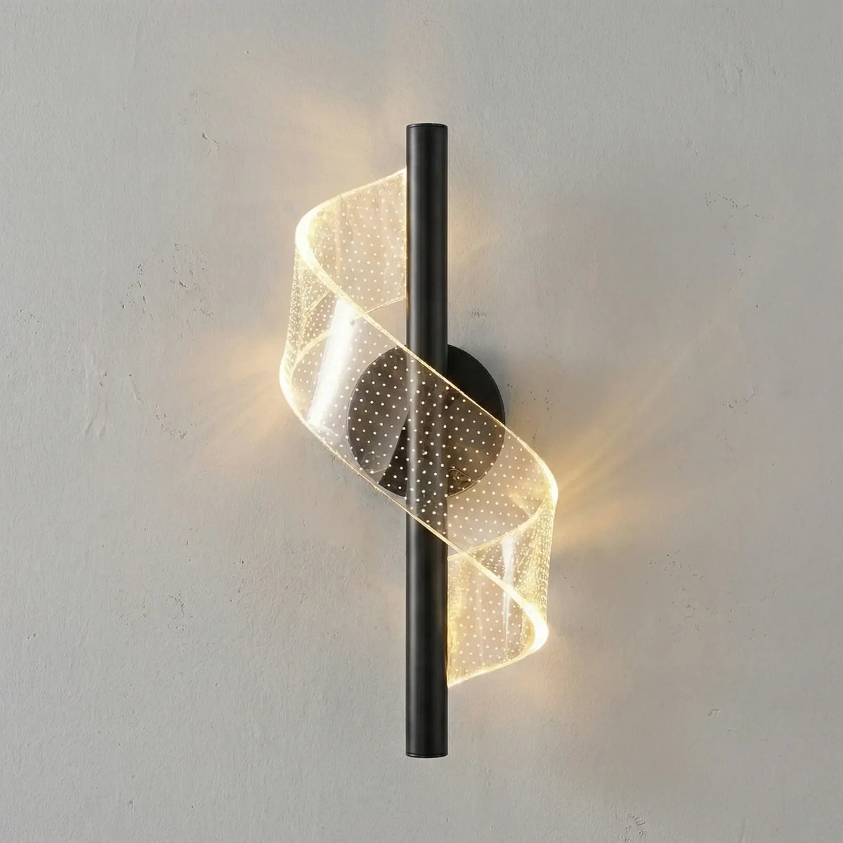 Lámpara de pared escultórica en forma de espiral con color regulable hacia arriba y abajo
