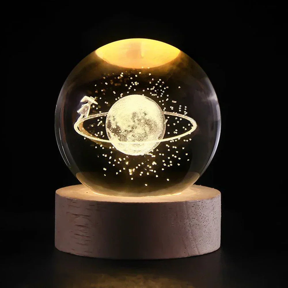 Lámpara de mesa y luz nocturna con esfera planetaria de cristal grabado