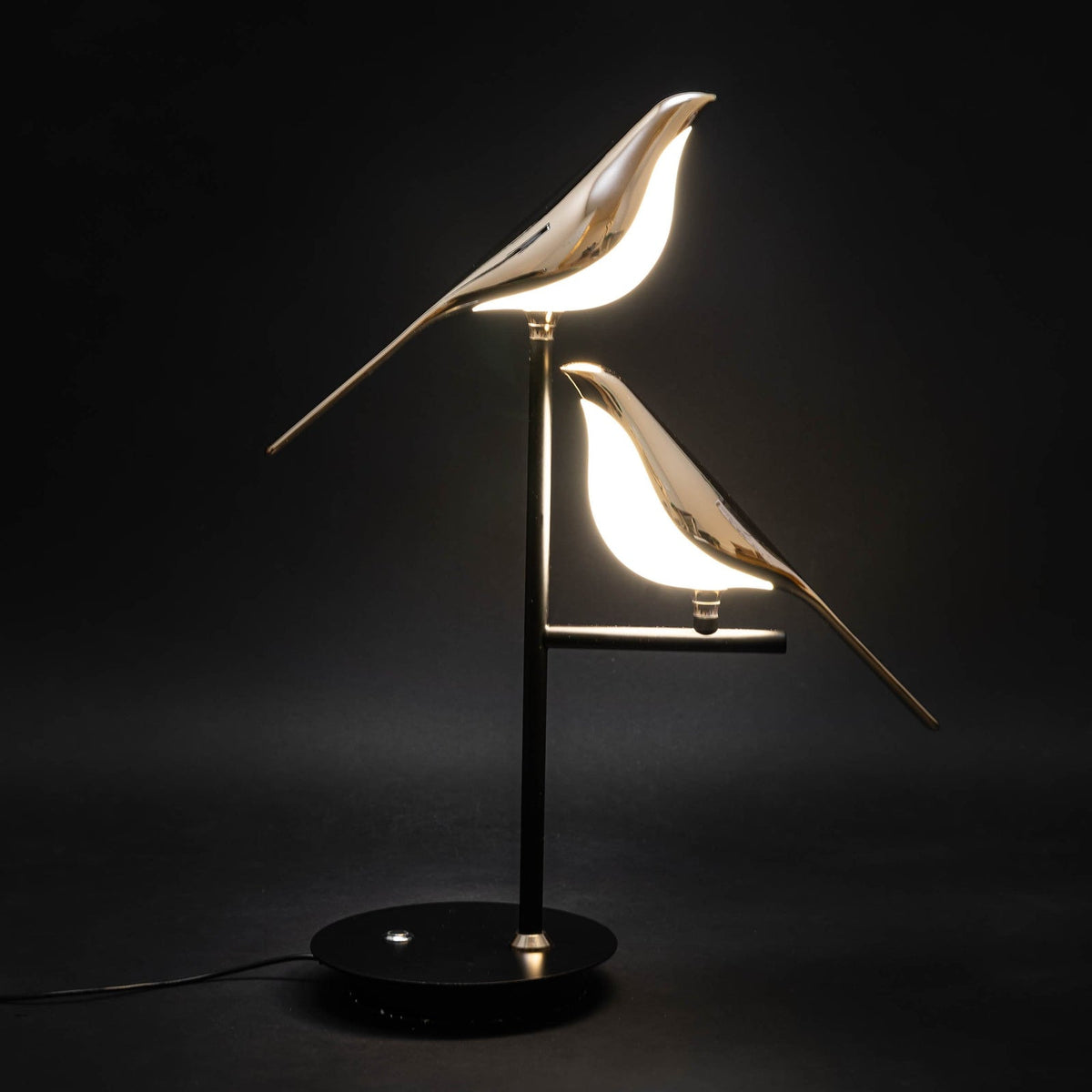 Aplique de pared moderno nórdico de metal con escultura de pájaro posado