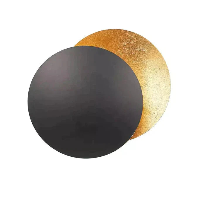 Lámpara de pared moderna de discos superpuestos inspirada en un eclipse solar