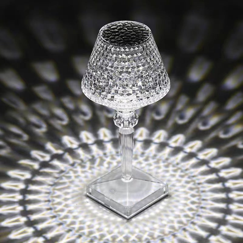Lámpara de mesa acrílica inspirada en cristal facetado, recargable y regulable