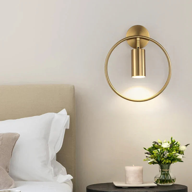 Lámpara de pared escultórica nórdica minimalista con aro circular giratorio