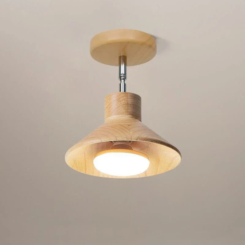 Lámpara de techo escandinava minimalista con silueta cónica de madera natural