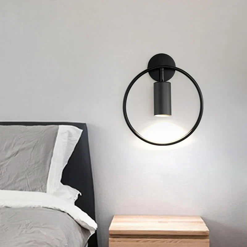 Lámpara de pared escultórica nórdica minimalista con aro circular giratorio