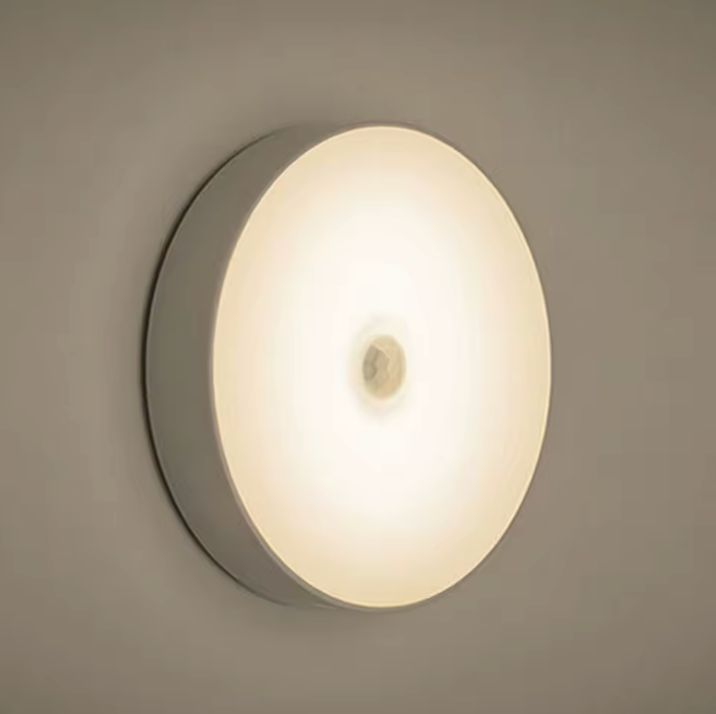 Luz nocturna inalámbrica recargable con sensor de movimiento magnético compacto