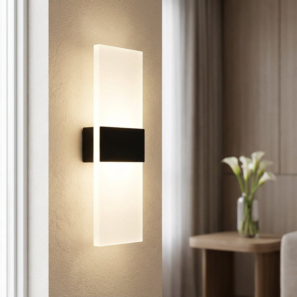 Lámpara de pared recargable con soporte magnético y sensor de movimiento
