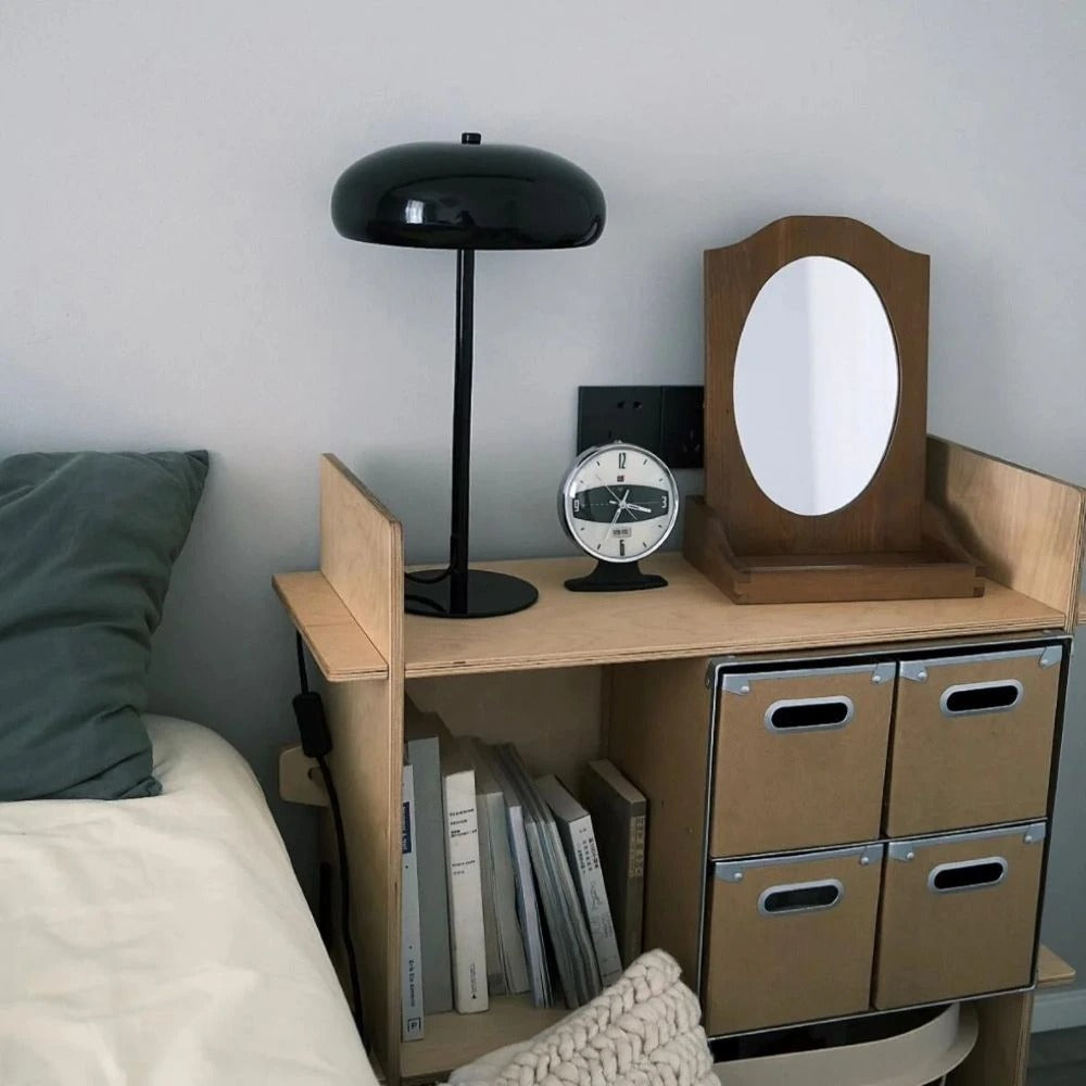 Lámpara de mesa portátil recargable con silueta redondeada retro y control táctil