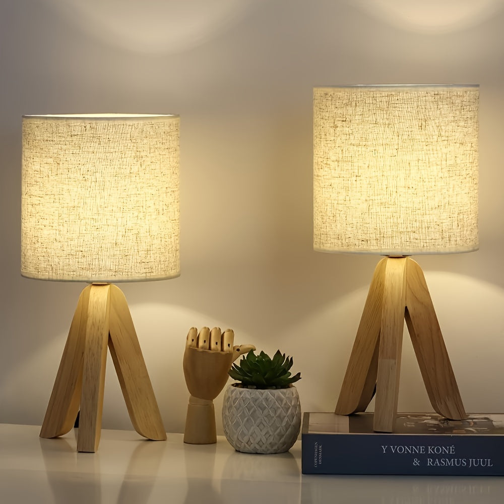 Lámpara de mesa nórdica minimalista con trípode de madera y pantalla de lino