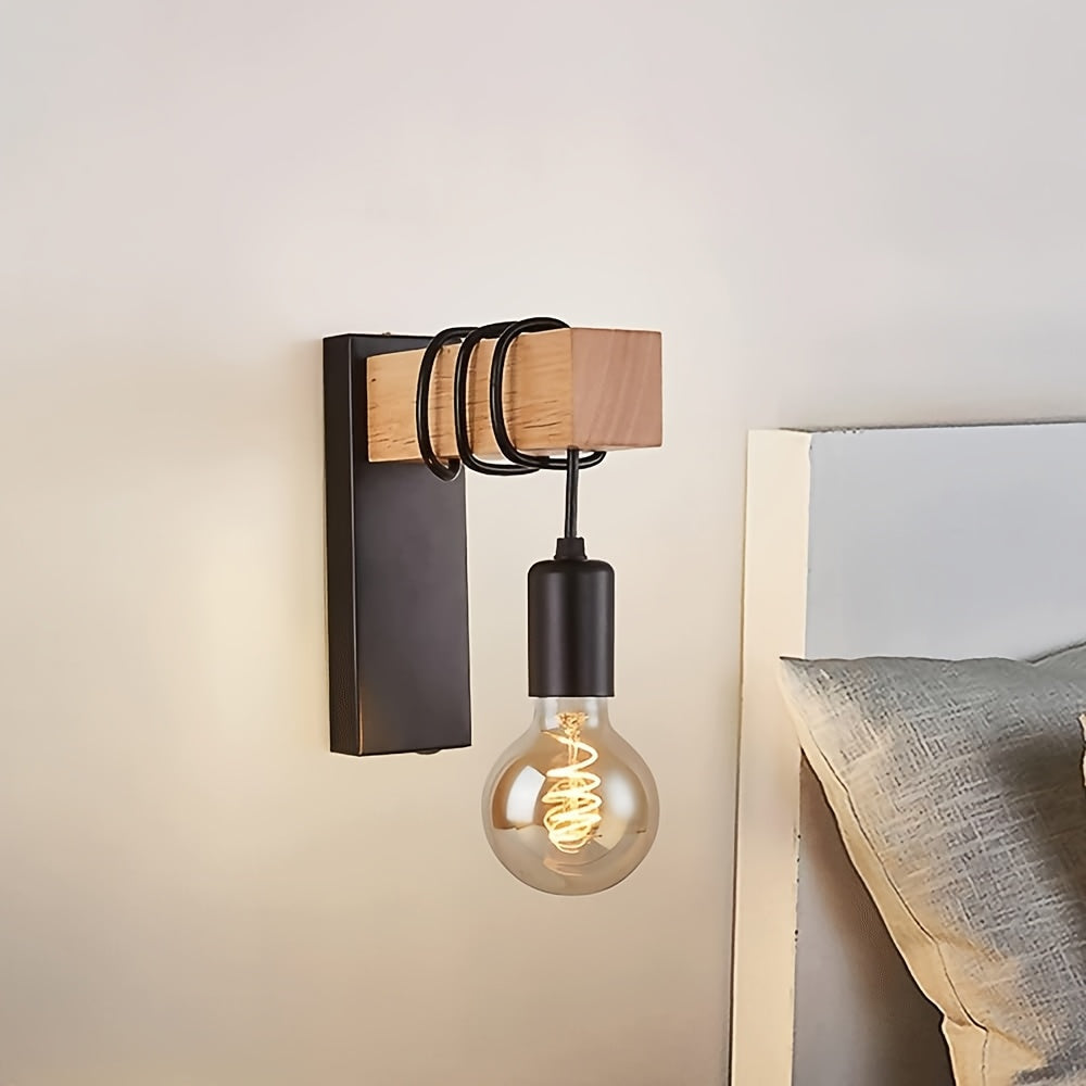 Aplique de pared industrial de madera y metal con bombilla expuesta