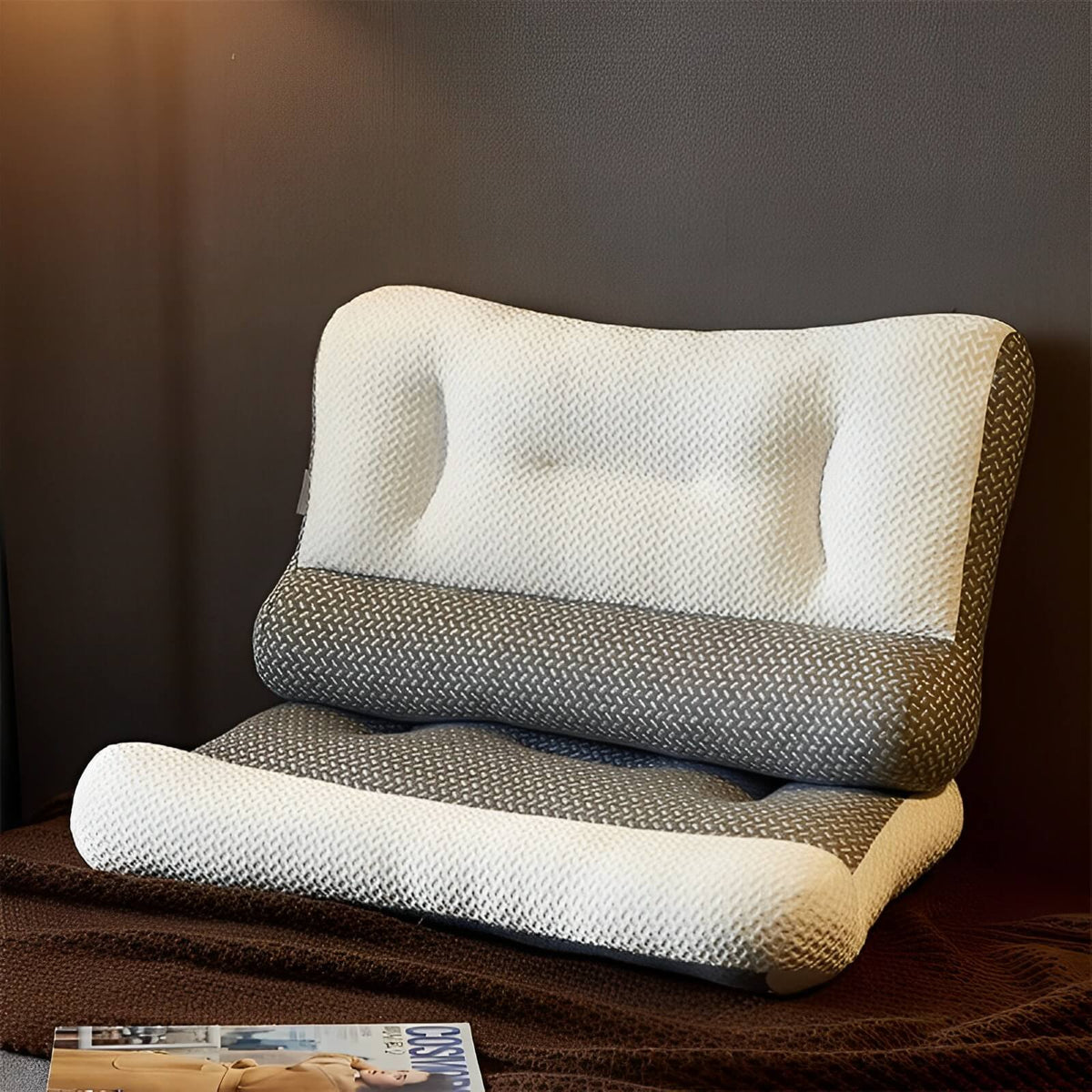Almohada ortopédica contorneada de espuma viscoelástica transpirable e hipoalergénica para soporte cervical