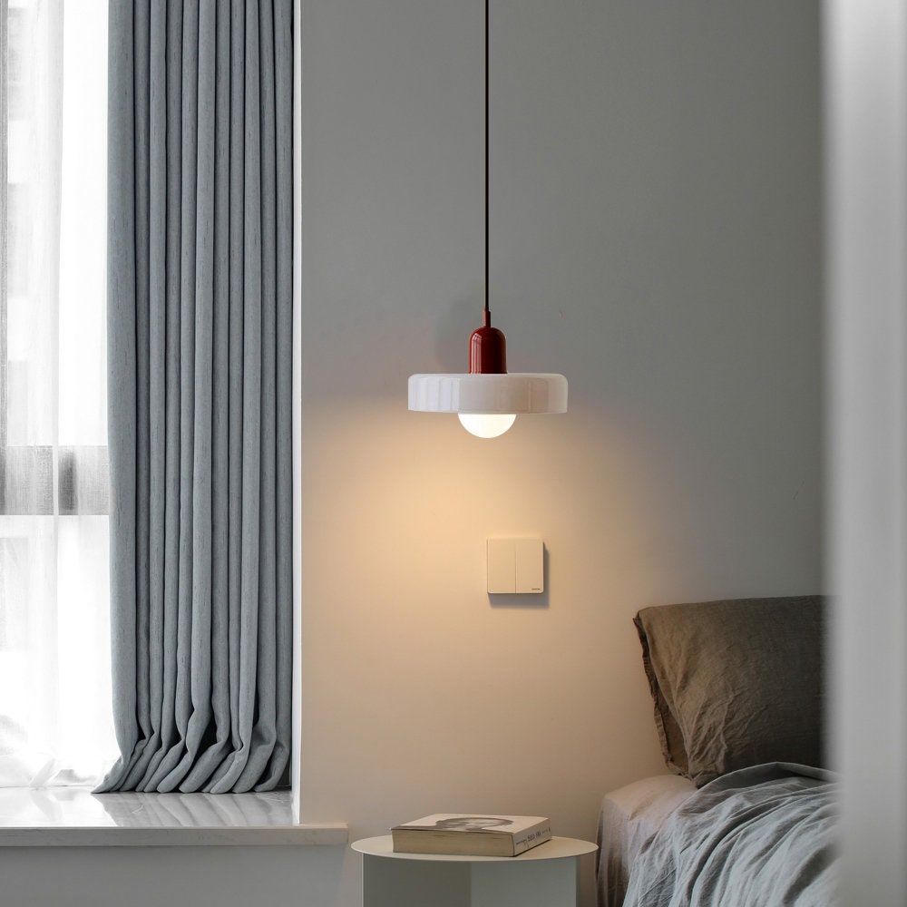 Lámpara colgante artística de suspensión ajustable con pantalla redonda de vitral