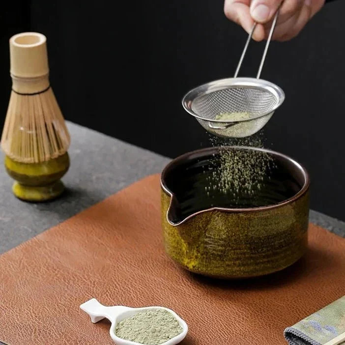 Juego de matcha de cerámica inspirado en Japón con bambú