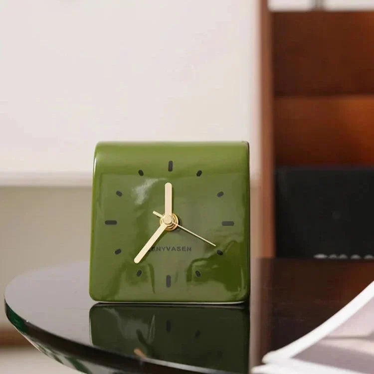 Reloj de mesa de cuarzo silencioso de cerámica con silueta arqueada