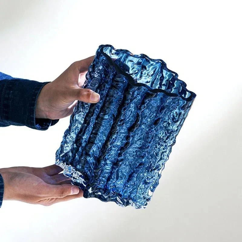 Jarrón decorativo de vidrio esmerilado con textura y efecto de hielo esculpido