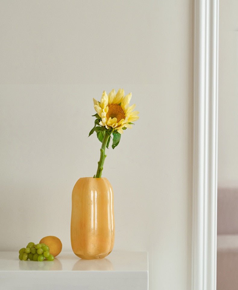 Jarrón decorativo de flores de vidrio de Murano soplado a mano con silueta escultórica