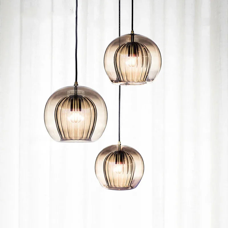 Lámpara colgante moderna y elegante de aluminio y vidrio con longitud ajustable