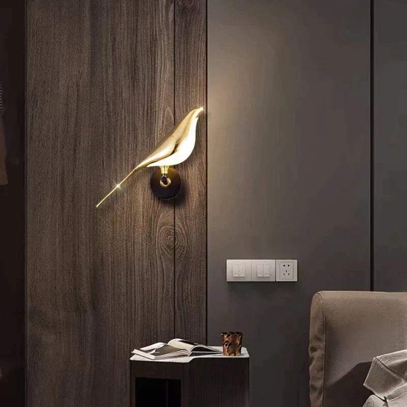Aplique de pared magnético ajustable con silueta escultórica de pájaro