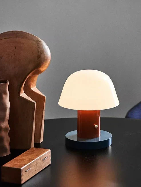 Lámpara de mesa escultural con forma de champiñón, recargable, táctil, regulable e inalámbrica