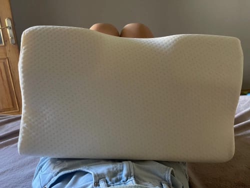 Almohada ergonómica de espuma viscoelástica de rebote lento, contorneada, para soporte cervical