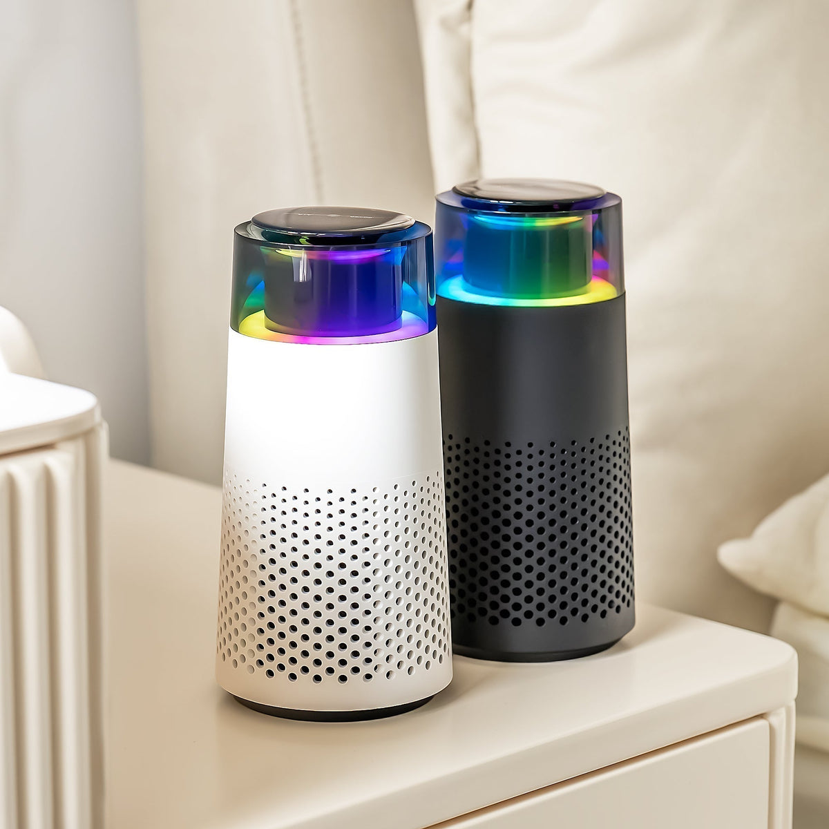 Purificador de aire y humidificador compacto que neutraliza los olores de mascotas