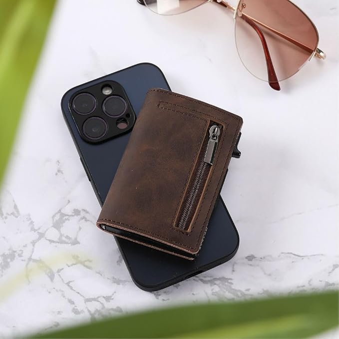 Cartera delgada de cuero y aluminio con deslizamiento mediante botón pulsador y bloqueo RFID