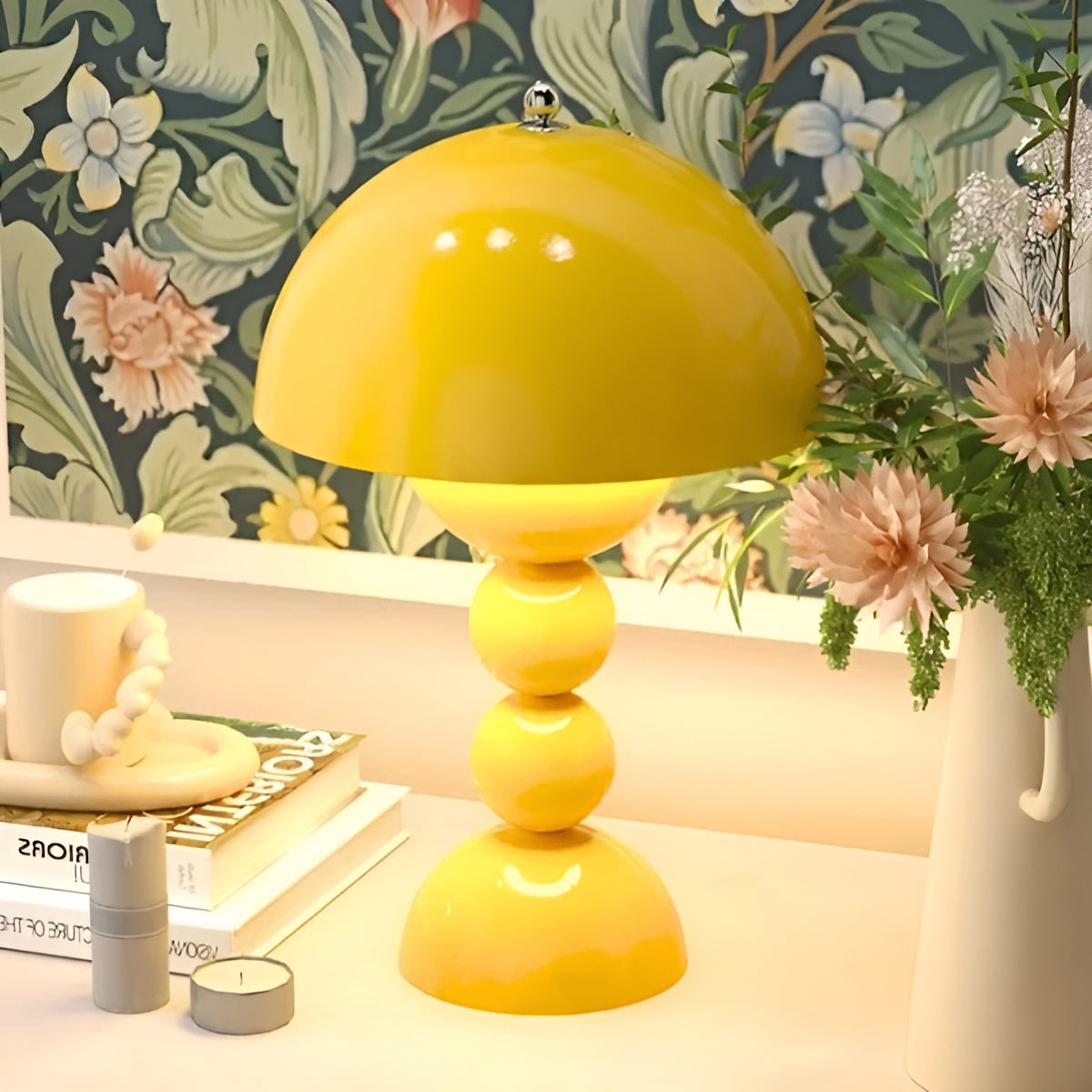 Lámpara de mesa de noche minimalista escandinava con forma de capullo floral y regulable