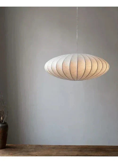 Lámpara colgante de lujo con pantalla de seda y corona de cristal