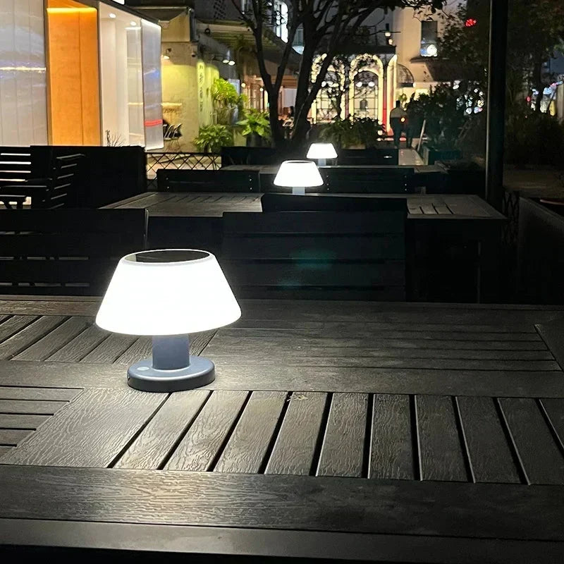Lámpara de mesa recargable con energía solar, resistente al agua, para interiores y exteriores