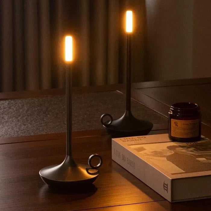 Lámpara de mesa elegante con forma de vela, aluminio, recargable y regulable