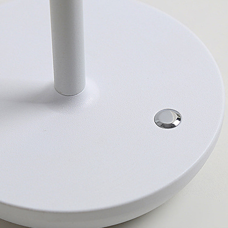 Lámpara de mesa portátil inalámbrica de plástico, recargable para interiores y exteriores