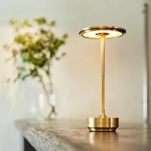 Lámpara de mesa portátil de metal, elegante, inalámbrica, regulable y recargable