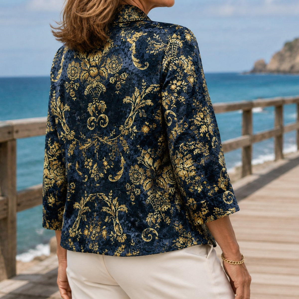Blazer floral barroco para mujer con frente abierto y mangas tres cuartos