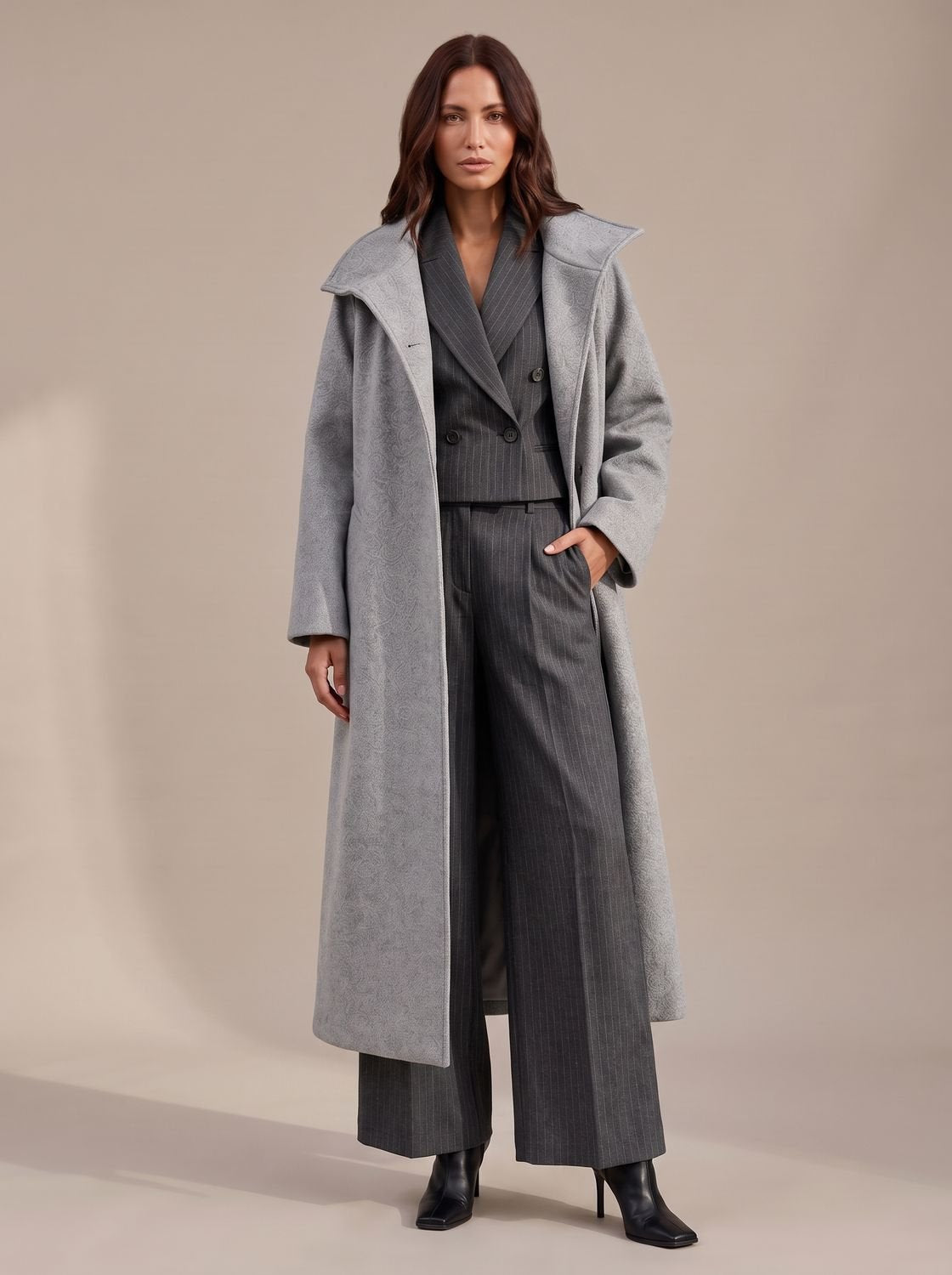 Lily | Abrigo largo de lana para mujer, con cinturón, para invierno y con cuello ancho estructurado