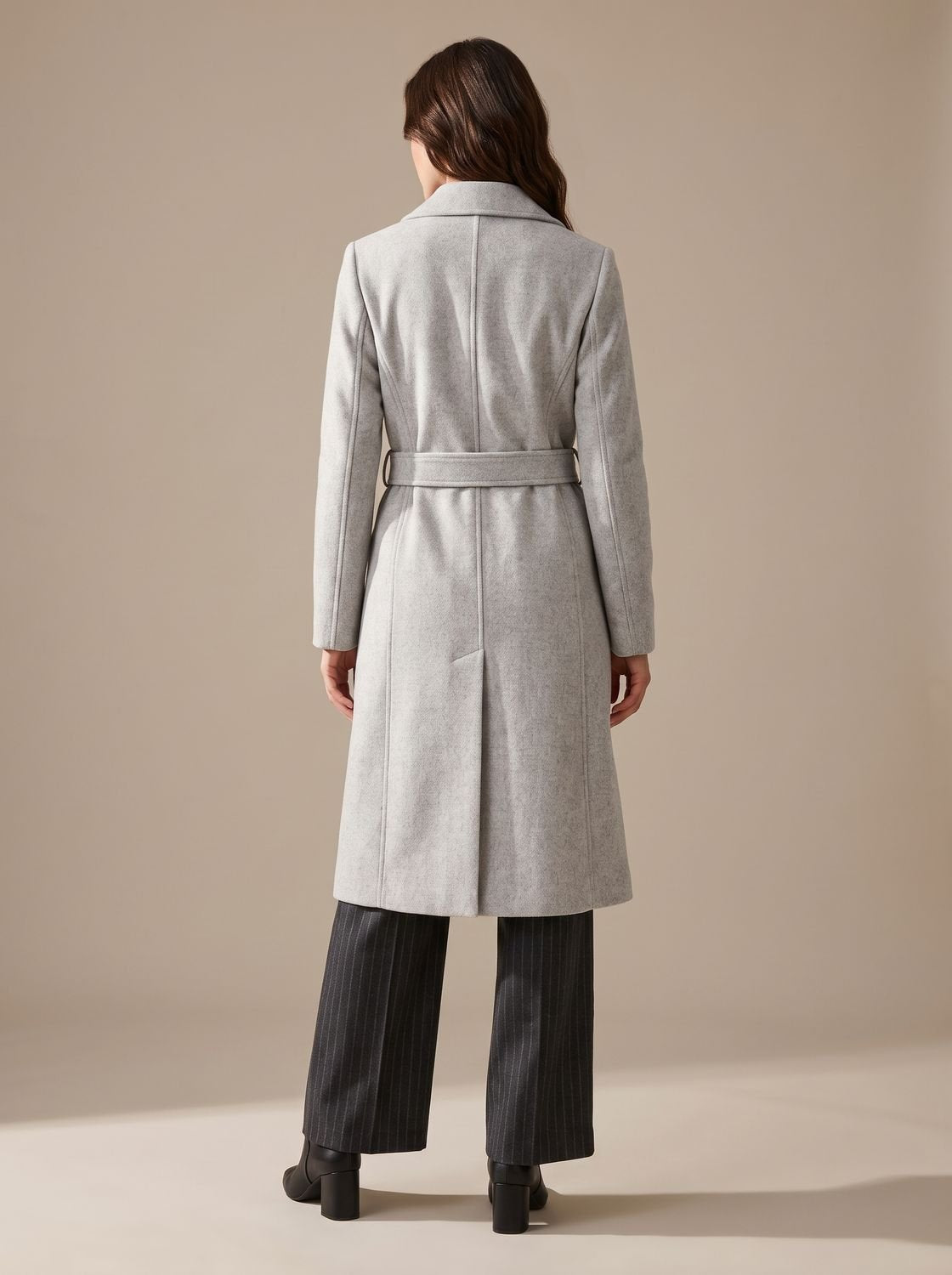 Lily | Abrigo largo de lana para mujer, con cinturón, para invierno y con cuello ancho estructurado