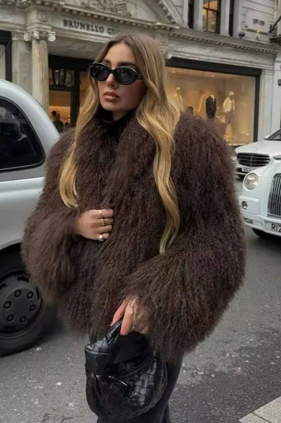 Chaqueta corta elegante de pelo sintético desgreñado para mujer