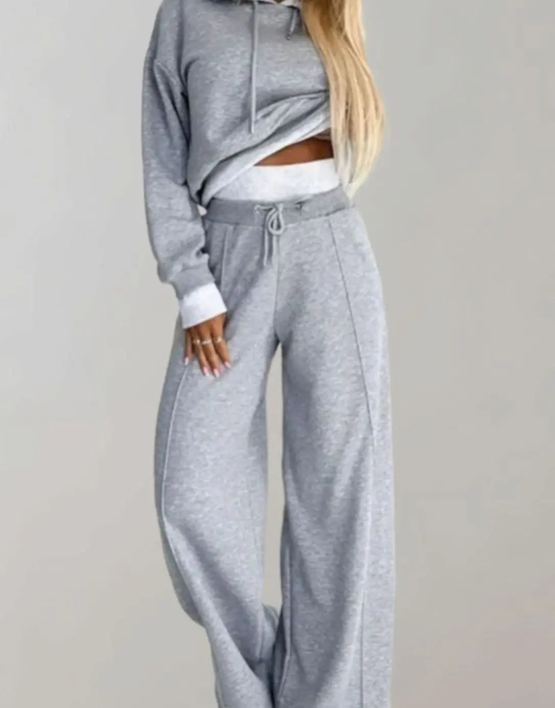 Conjunto deportivo corto para mujer con sudadera con capucha, pantalón de pierna ancha y cordón
