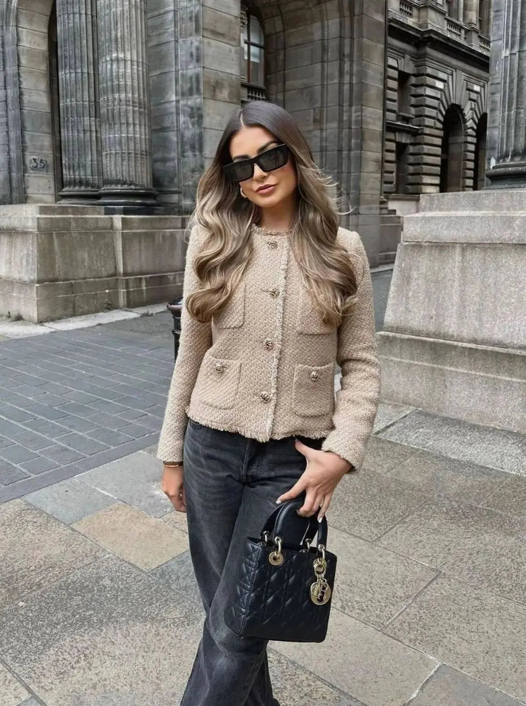 Blazer corto de tweed para mujer con botones dorados delanteros