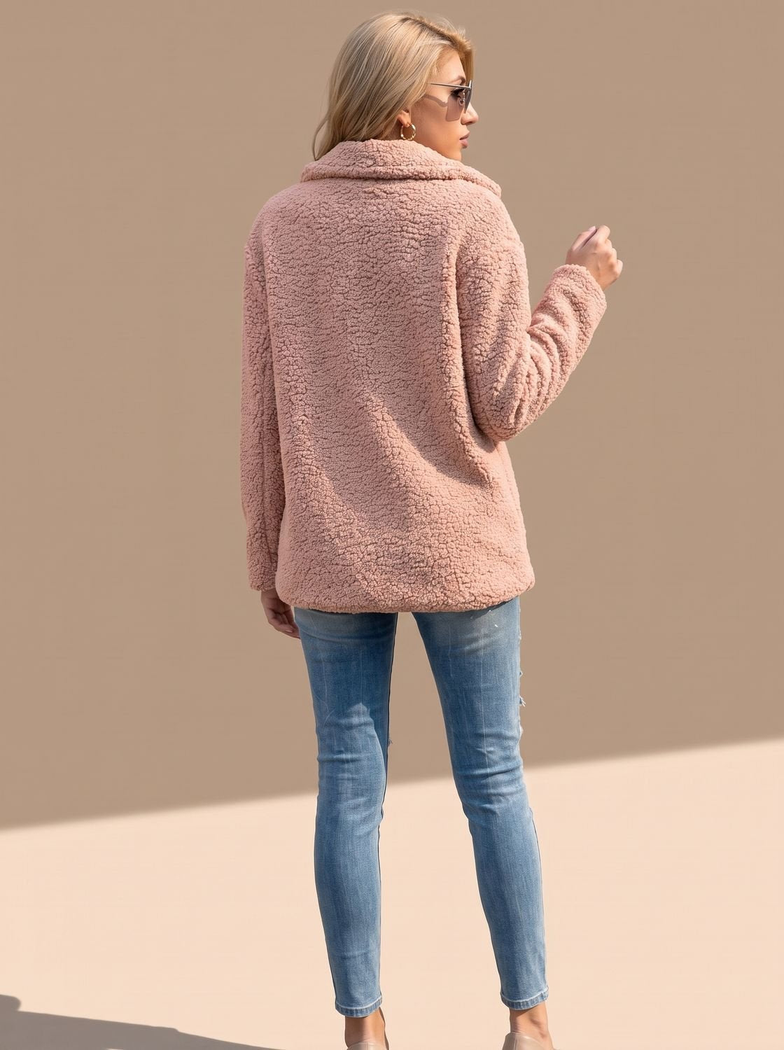 Sienna | Abrigo de peluche de doble botonadura con solapa de muesca y piel sintética, para mujer