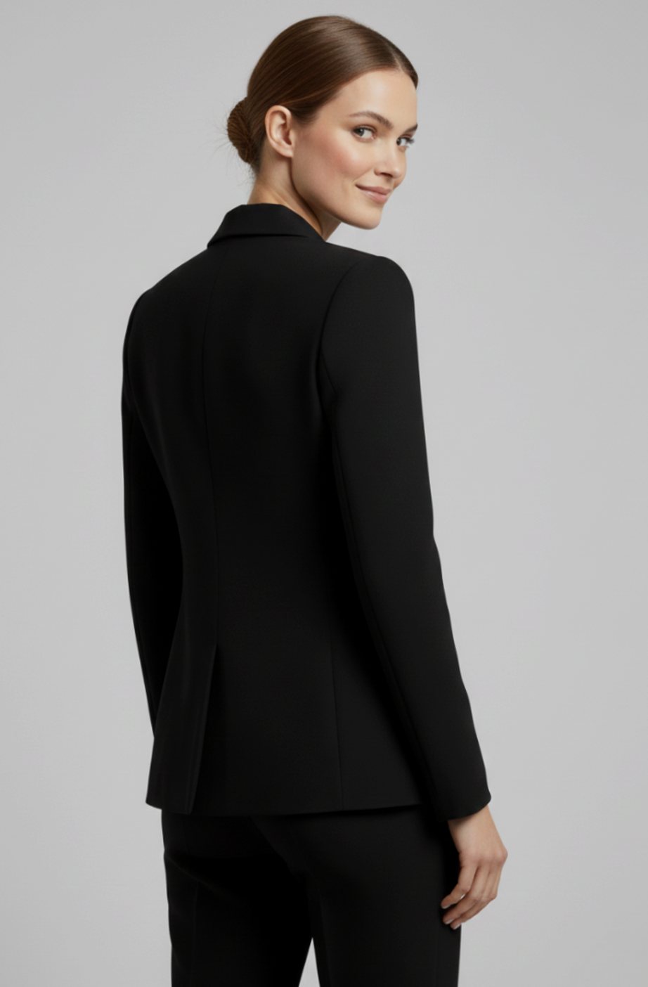 Blazer entallado cruzado para mujer con botones dorados