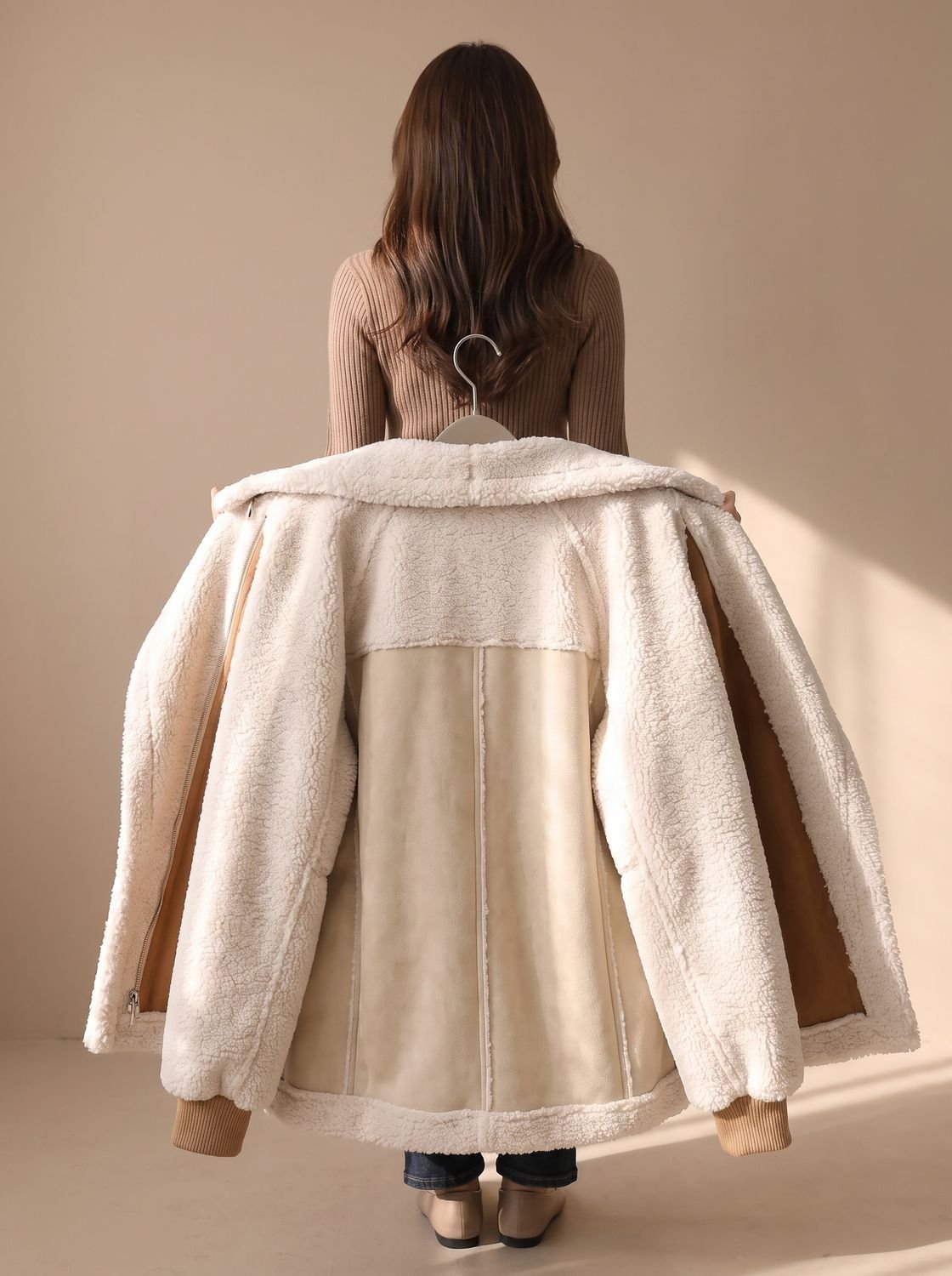 Grace | Abrigo tipo teddy de ante sintético para mujer, con acabado de borreguito y cierre de cremallera