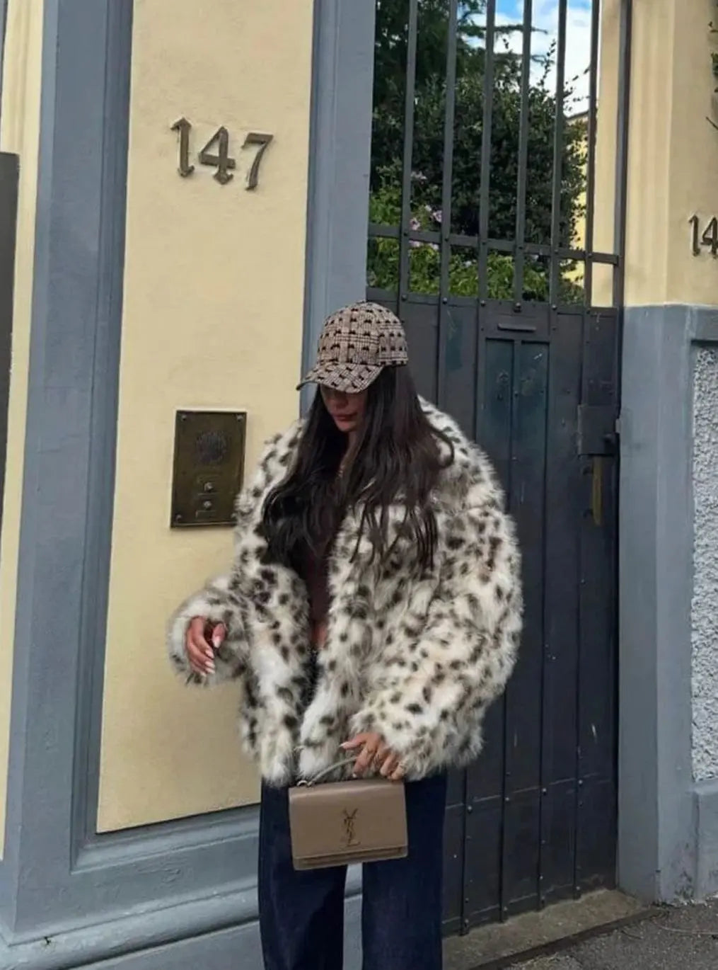 Abrigo de pelo sintético con estampado de leopardo para mujer