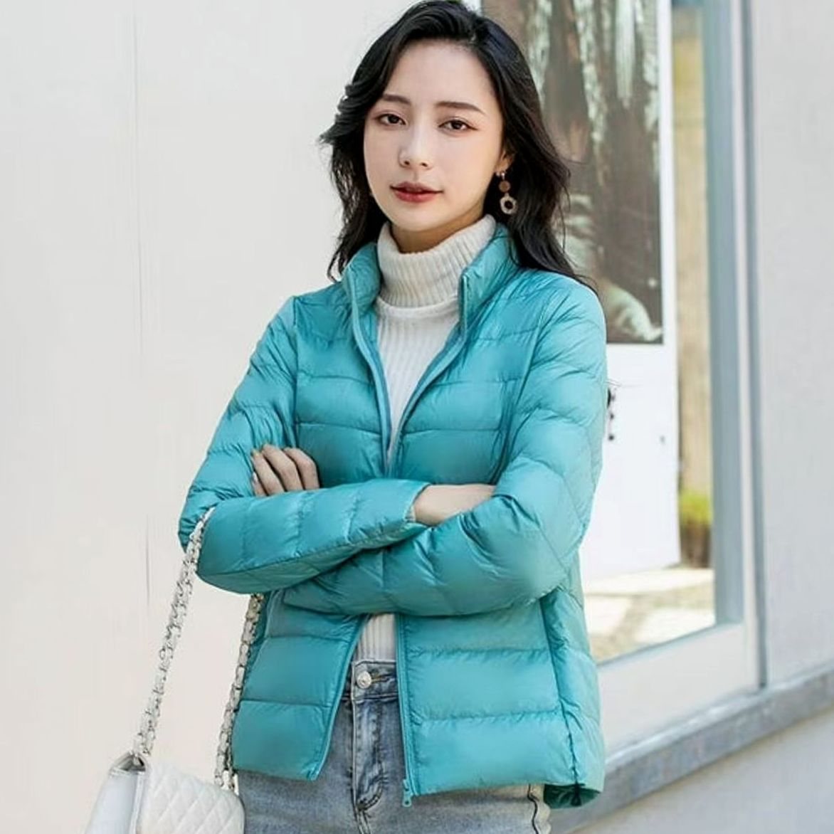 Chaqueta ligera acolchada de primavera con cuello alto para mujer