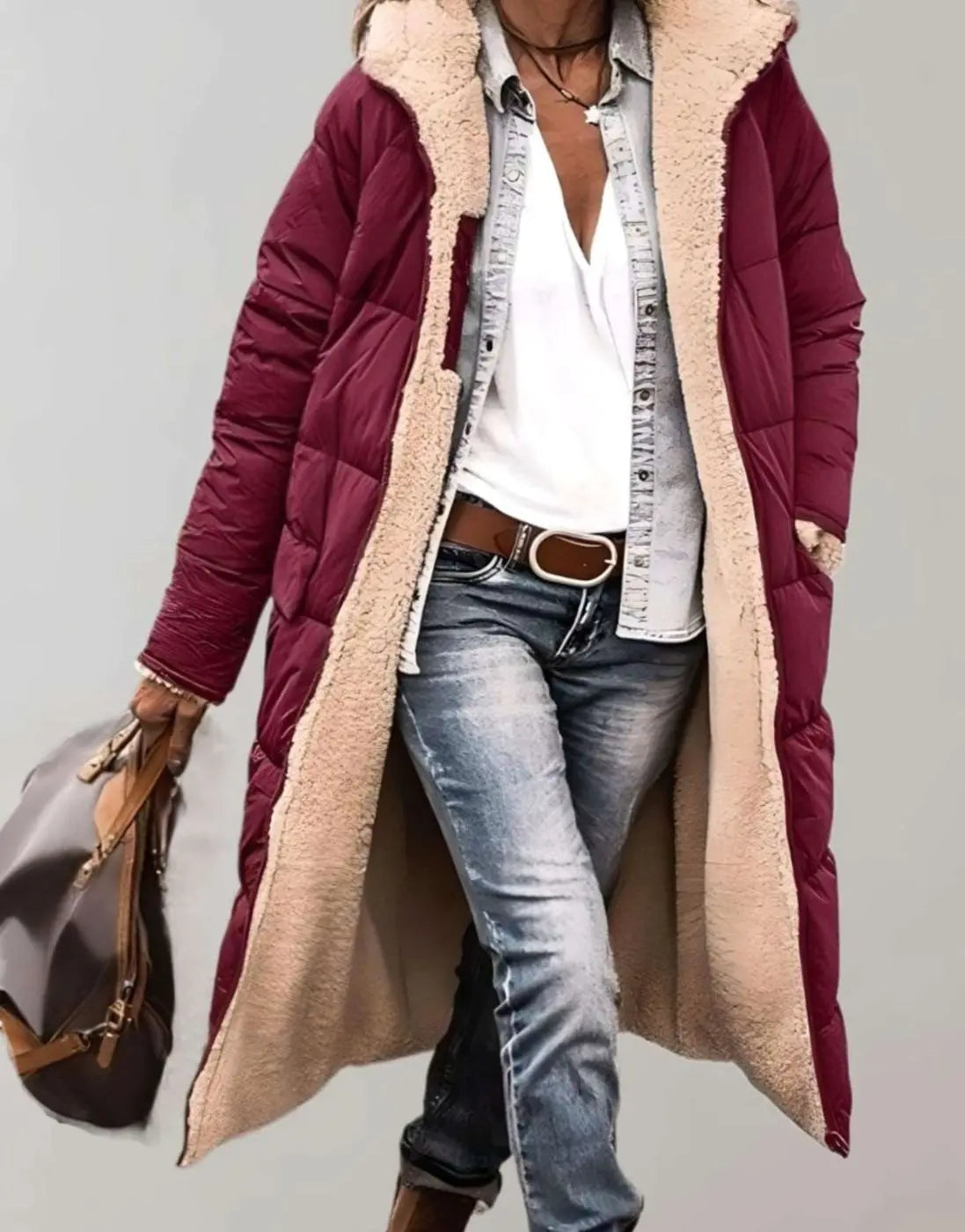 Abrigo largo acolchado con capucha y forro polar para mujer