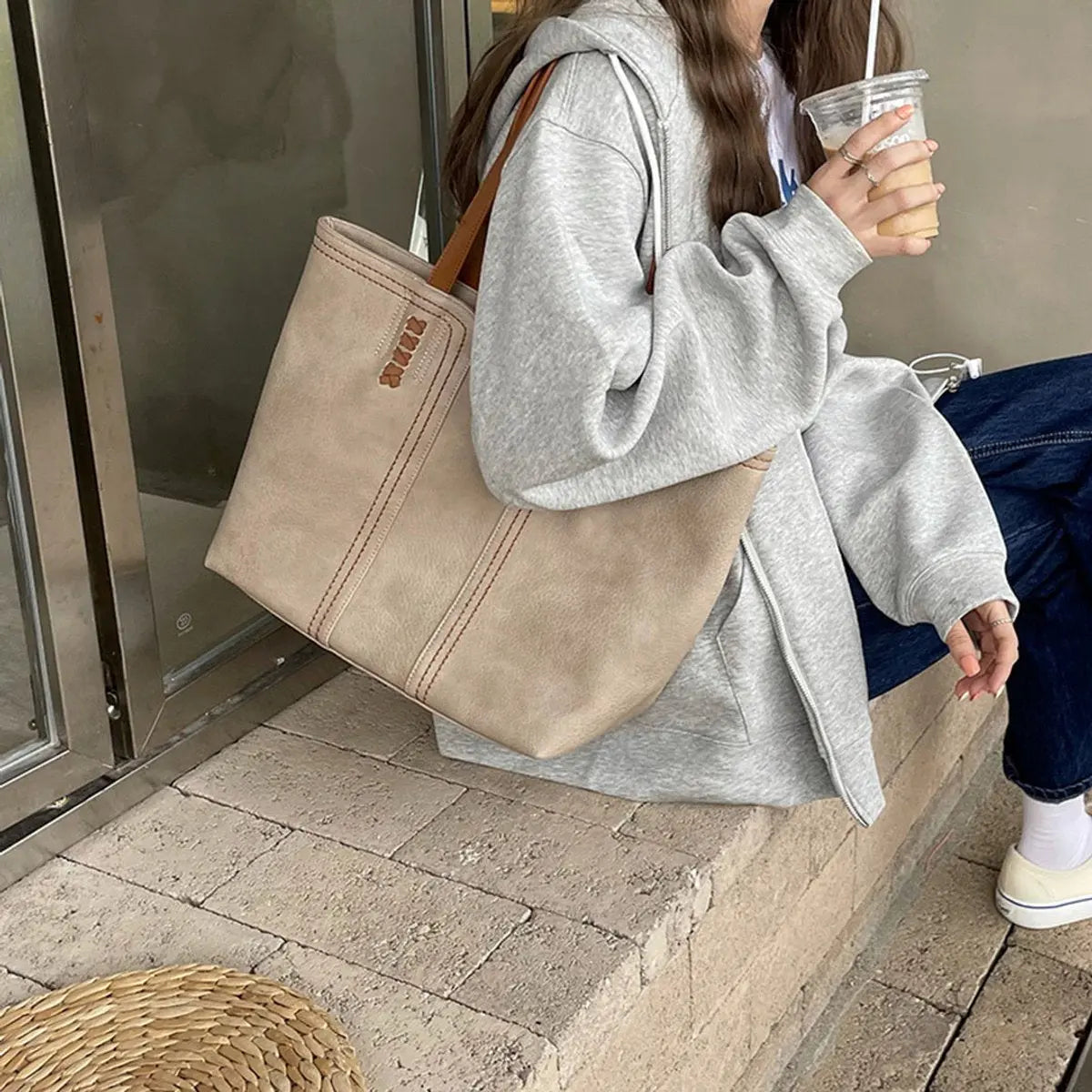 Bolso tote grande minimalista de cuero sintético para mujer