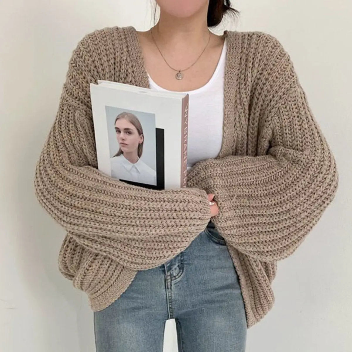 Cárdigan extragrande de punto grueso con frente abierto y mangas abullonadas para mujer
