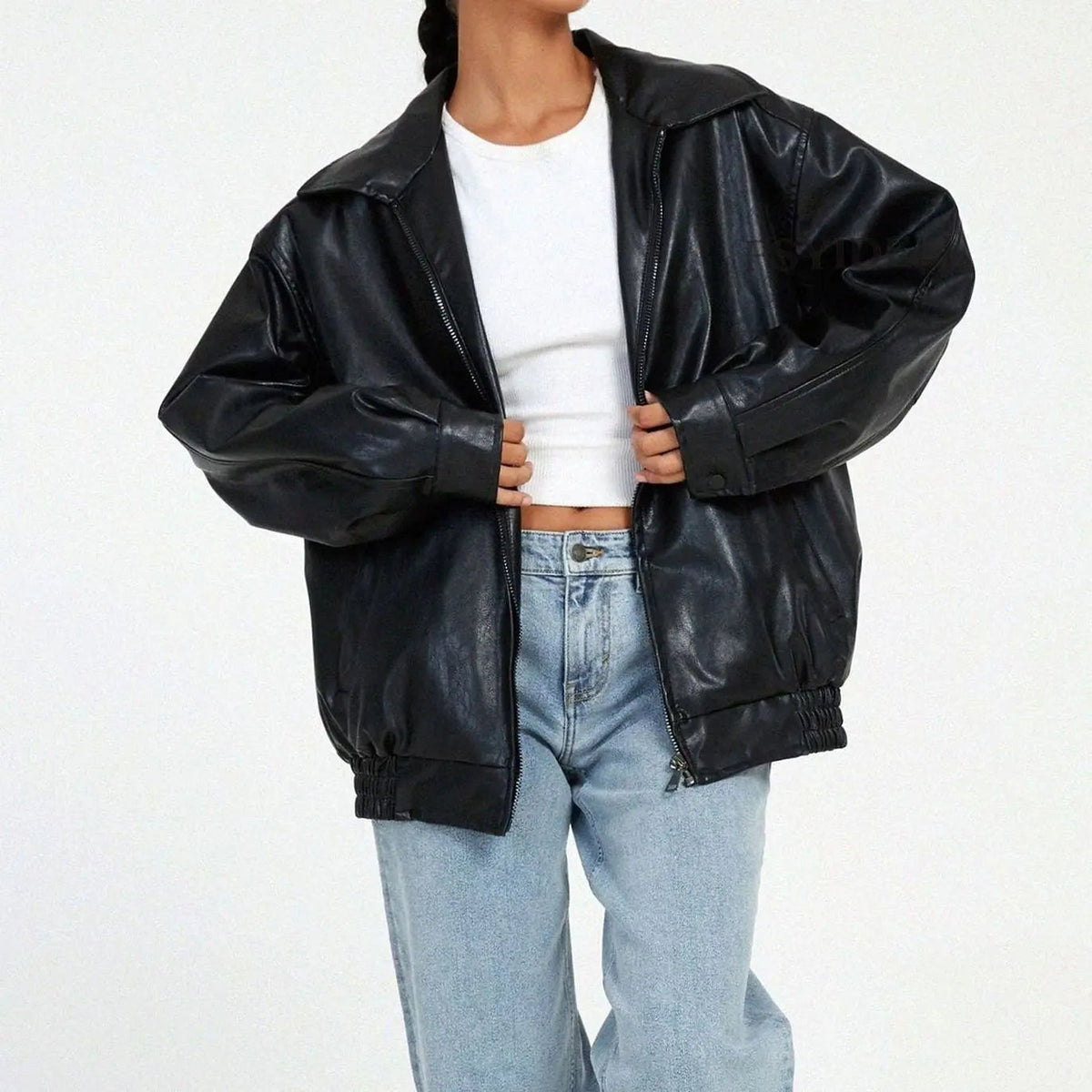 Chaqueta moderna extragrande de cuero sintético con cremallera para mujer