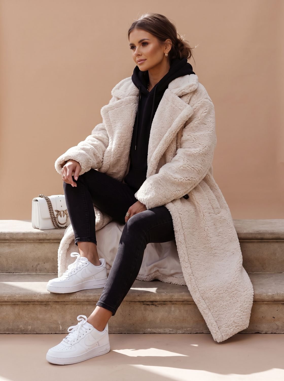 Emily | Abrigo largo de invierno de piel sintética de peluche extragrande para mujer