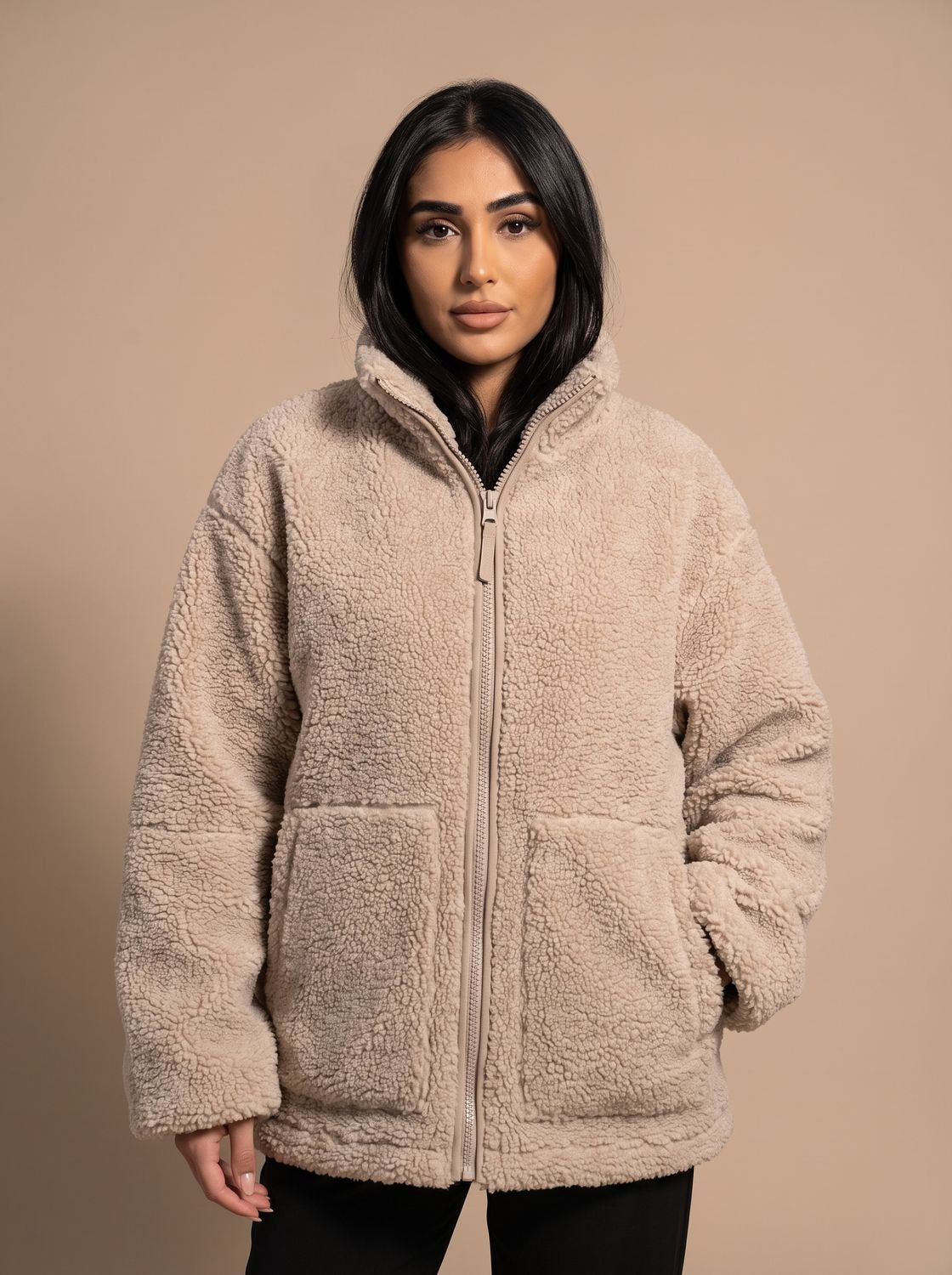 Emily | Chaqueta extragrande de forro polar de peluche con cremallera para mujer